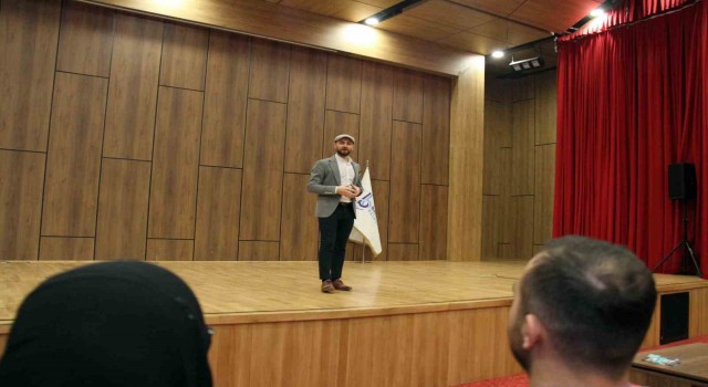 Aile Okulunda travmayla yaşamayı öğretiyorlar