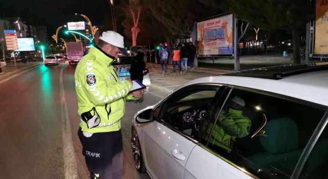 Aksarayda karma trafik denetimleri sürüyor