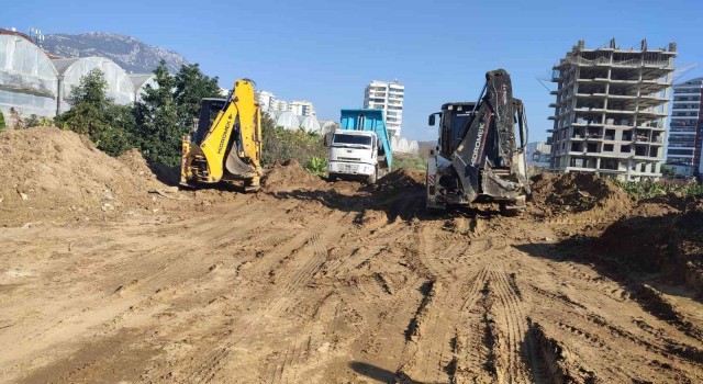Alanya Belediyesinden kırsal yollarında yoğun mesai