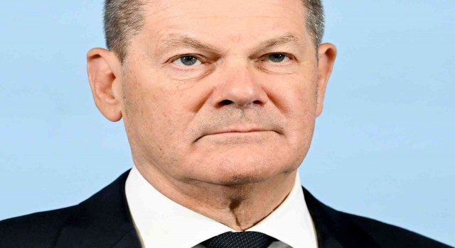 Almanya'dan Ukrayna'ya tank şartı: Scholz, ABD'yi bekliyor