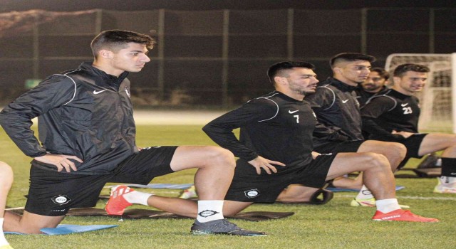 Altay ve Göztepe, Antalyada antrenmanlara başladı