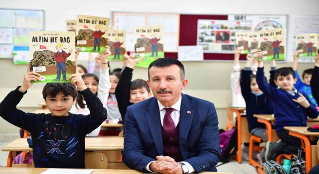 Altındağ Belediye Başkanı Balcı, Okul Başkanı Mehmetin seçim vaadini gerçekleştirdi