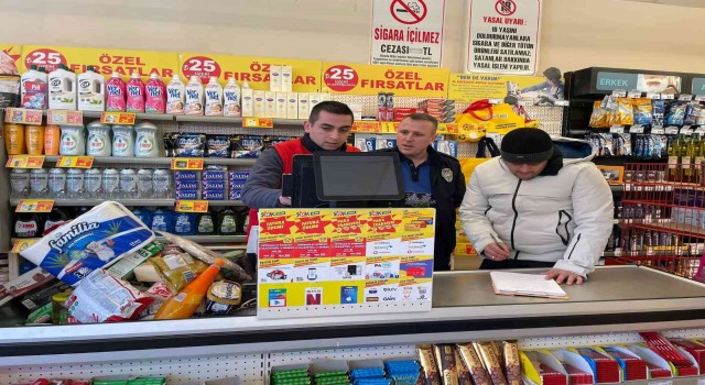 Altıntaşta marketlerde fiyat denetimi yapıldı