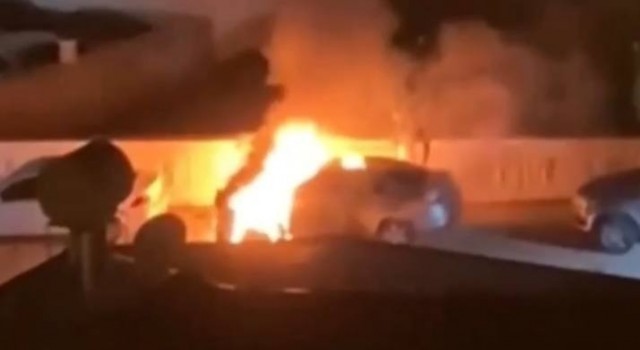 Anamurda Ülkü Ocağı Başkanı Satarın aracı yandı: Kundaklama şüphesi var