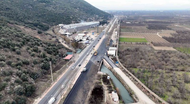 Ankara Yolunda iki köprü sil baştan yenilendi