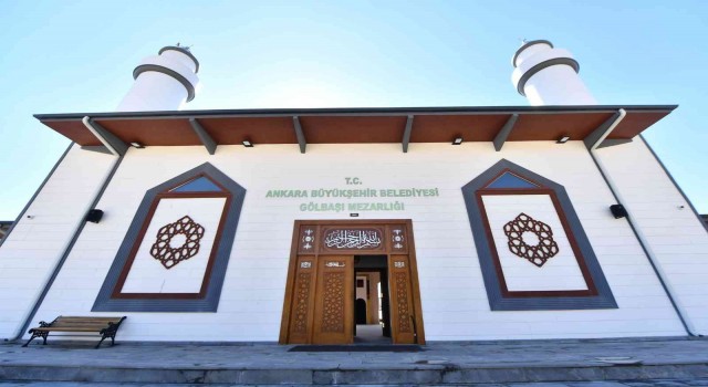 Ankarada mezarlıklar yenilendi
