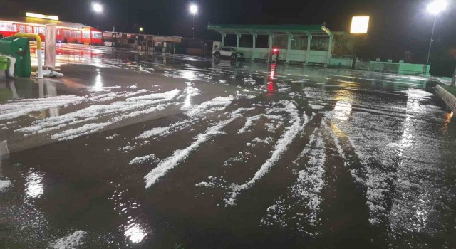 Antalyada doludan kaçan araçlar akaryakıt istasyonlarına sağındı