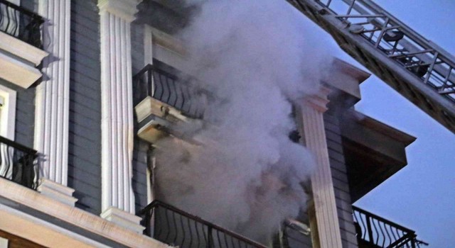 Antalyada evde yangın faciası: 2 ölü