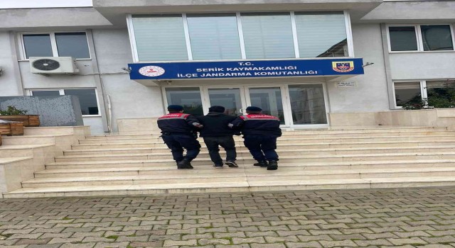Antalyada uyuşturucu operasyonunda 18 şüpheli tutuklandı