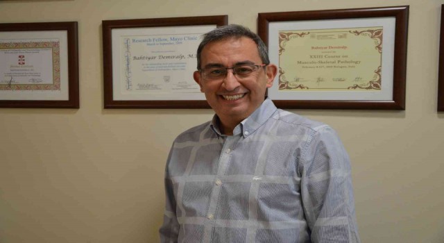 Ayak baş parmağı eğriliği kadınlarda erkeklere oranla 10 kat fazla görülüyor