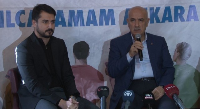 Bakan Kirişci ve eşi Kızılcahamamda gençlerle bir araya geldi
