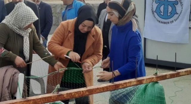 Balıkçı barınağında kadınlar eğitim görüyor