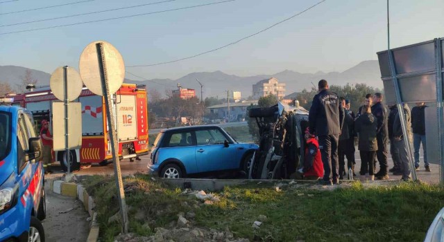 Balıkesirde trafik kazası: 3 yaralı