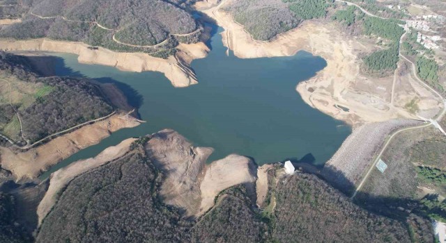 Baraj doluluk oranı yüzde 15 düşen Yalovada su tasarrufu çağrısı