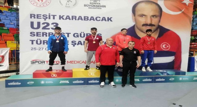 BARÜlü Milli Sporcu Emre Kural, Türkiye şampiyonu oldu