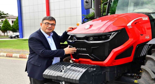 Başak traktöre bir ödül daha