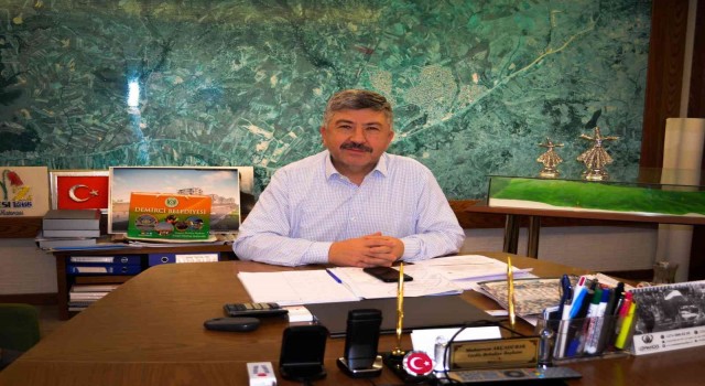Başkan Akçadurak: “Gazeteciler köprü vazifesi görüyor”