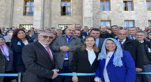Başkan Bozkurttan Cumhurbaşkanı Erdoğana özel hediye