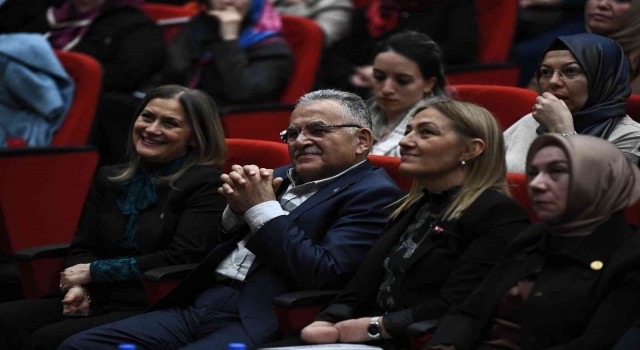Başkan Büyükkılıç, ‘Siyaset Akademisi Kadın programına katıldı