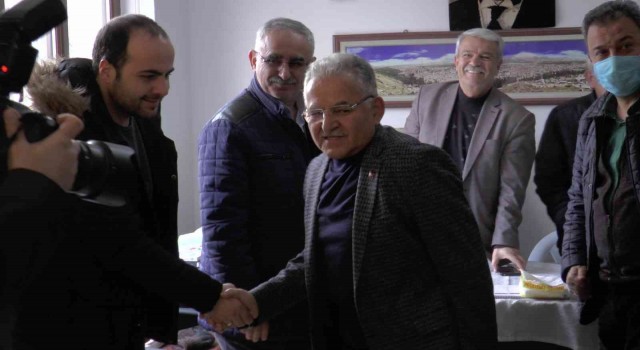 Başkan Büyükkılıçtan Develililer Derneğine ziyaret