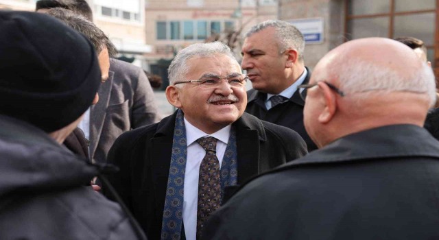 Başkan Büyükkılıçtan haftanın son iş gününde esnaf ziyareti
