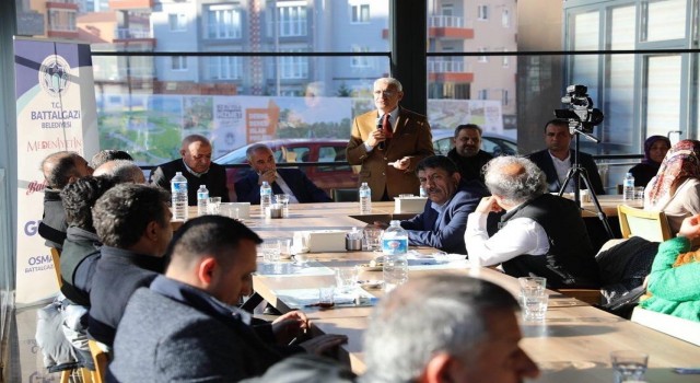 Başkan Güder, esnaf ve oda başkanlarıyla bir araya geldi