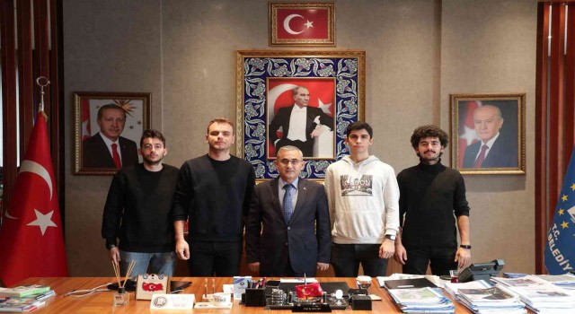 Başkan Işık: Gençler için ne gerekiyorsa yaparız