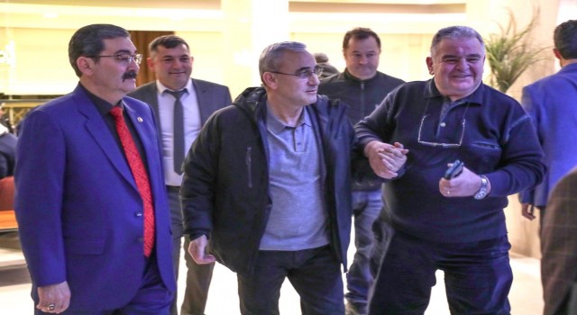 Başkan Işık muhtarlarla istişare ve değerlendirme toplantısını Harlek Termal Otelde yaptı