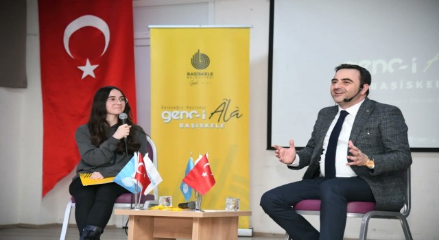 Başkan Özlü: Başarının sırrı aşkla çalışmak