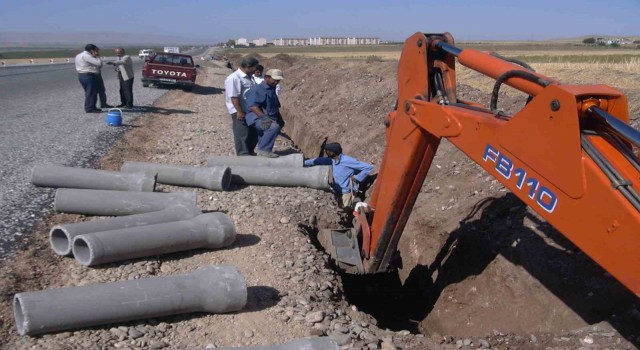 Batmanda 1 yılda 100 bin 516 metre altyapı çalışması gerçekleştirildi