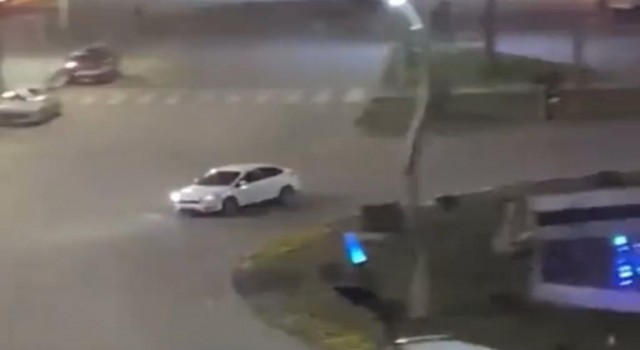 Batmanda kavşakta drift atan sürücüye 10 bin TL ceza kesildi