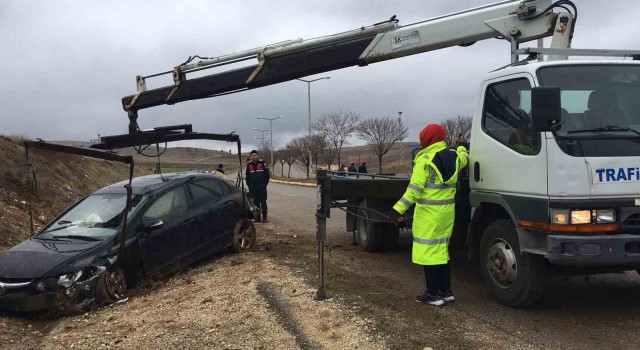 Batmanda takla atan otomobilin sürücüsü yaralandı