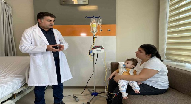 Bebeklerde bağırsak felcine dikkat: Bebeğim ölüyor zannettim