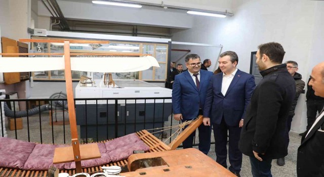 Bergamanın parklarını öğrencilerin yaptığı banklar süsleyecek