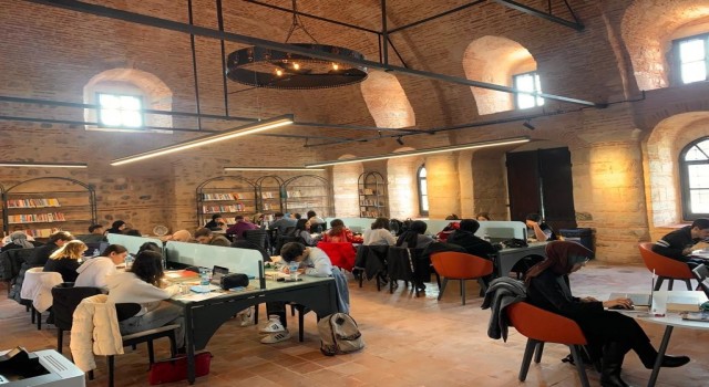 Beyoğlunda “Her Semte Bir Kütüphane”