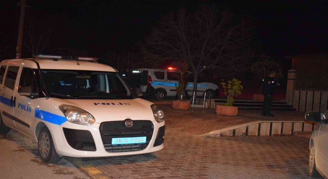 Bıçaklı ve silahlı kavga: 2 yaralı