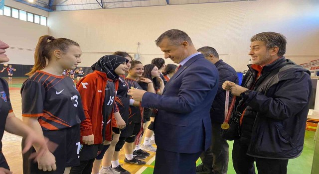 Bölge şampiyonları, Aydında belirlendi