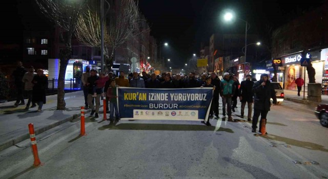 Burdurda STKlar İsveçte Kuran-ı Kerim yakılmasına tepki gösterdi