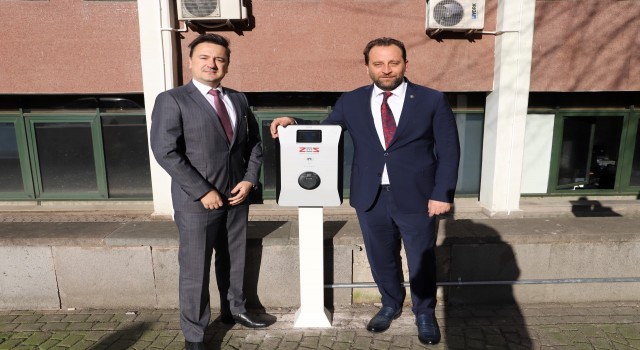 Bursa İl Milli Eğitim Müdürlüğüne araç şarj ünitesi kuruldu