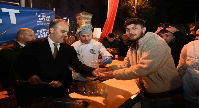 Bursada camilerinde kandil coşkusu