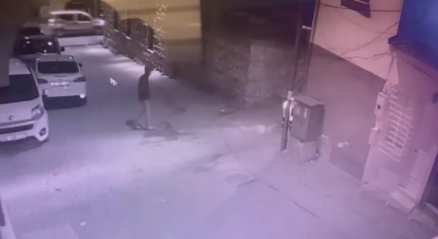 Bursada kültür merkezinden 160 bin liralık kurşun kaplama çaldılar