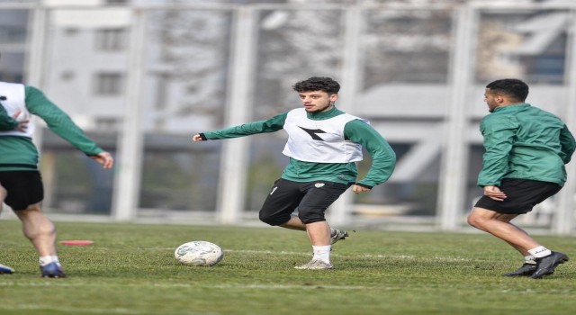 Bursaspor yarı sahada çift kale maç yaptı