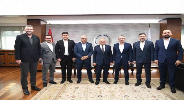 Büyükkılıça Eğitimcilerden ziyaret ve Teşekkür