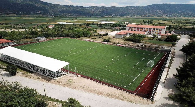 Çameli İlçe Stadyumu yeni sezona hazır