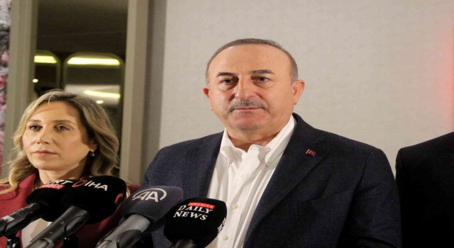 Çavuşoğlu: Aşağılık, ırkçı, nefret suçu içeren bir eylem olur