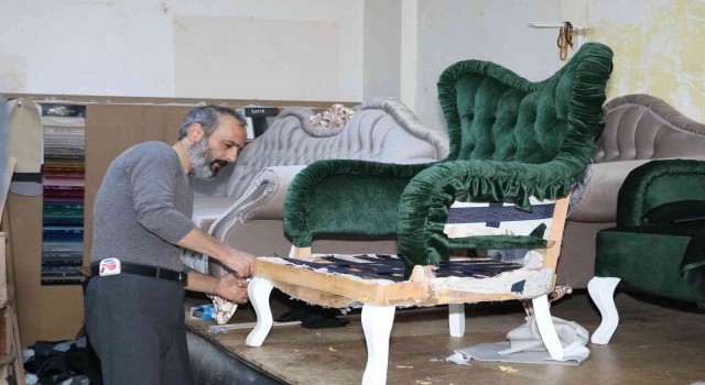 Ceketiyle geldiği İstanbulda yurt dışına ürün satıyor