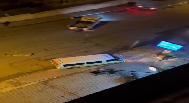 Çekmeköyde yol verme kavgasında ortalık savaş alanına döndü