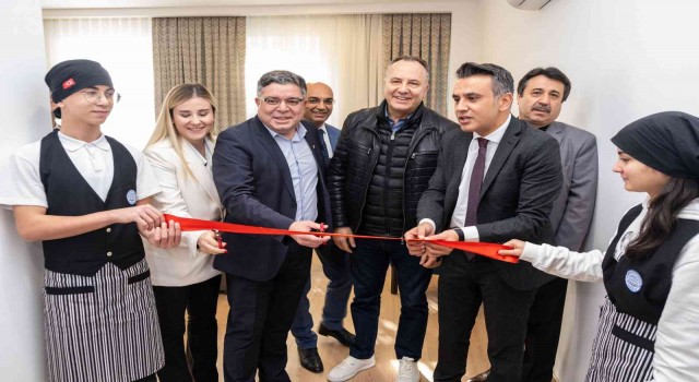 Corendon Hotels &amp; Resortsden eğitime katkı