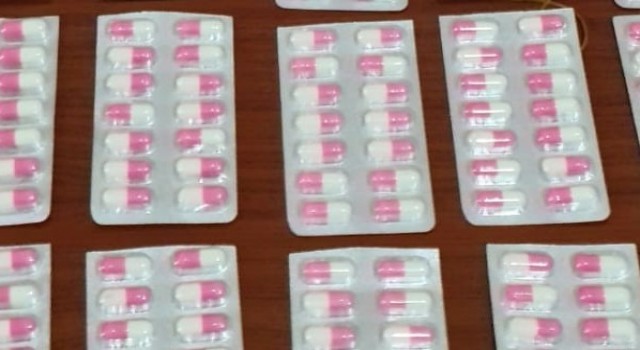 Çorlu ve Süleymanpaşada 2 şüphelinin üzerinden uyuşturucu çıktı