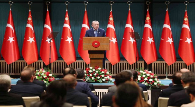 Cumhurbaşkanı Erdoğan: “Otoyol ve köprü hizmetlerinin fiyatlarında yıl boyu herhangi bir artışa gidilmeyecek”